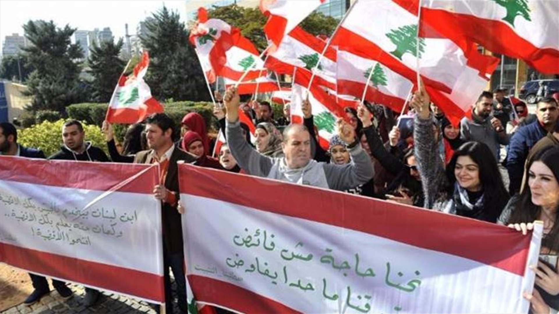 الناجحون في مجلس الخدمة المدنية يلوّحون بالتصعيد...