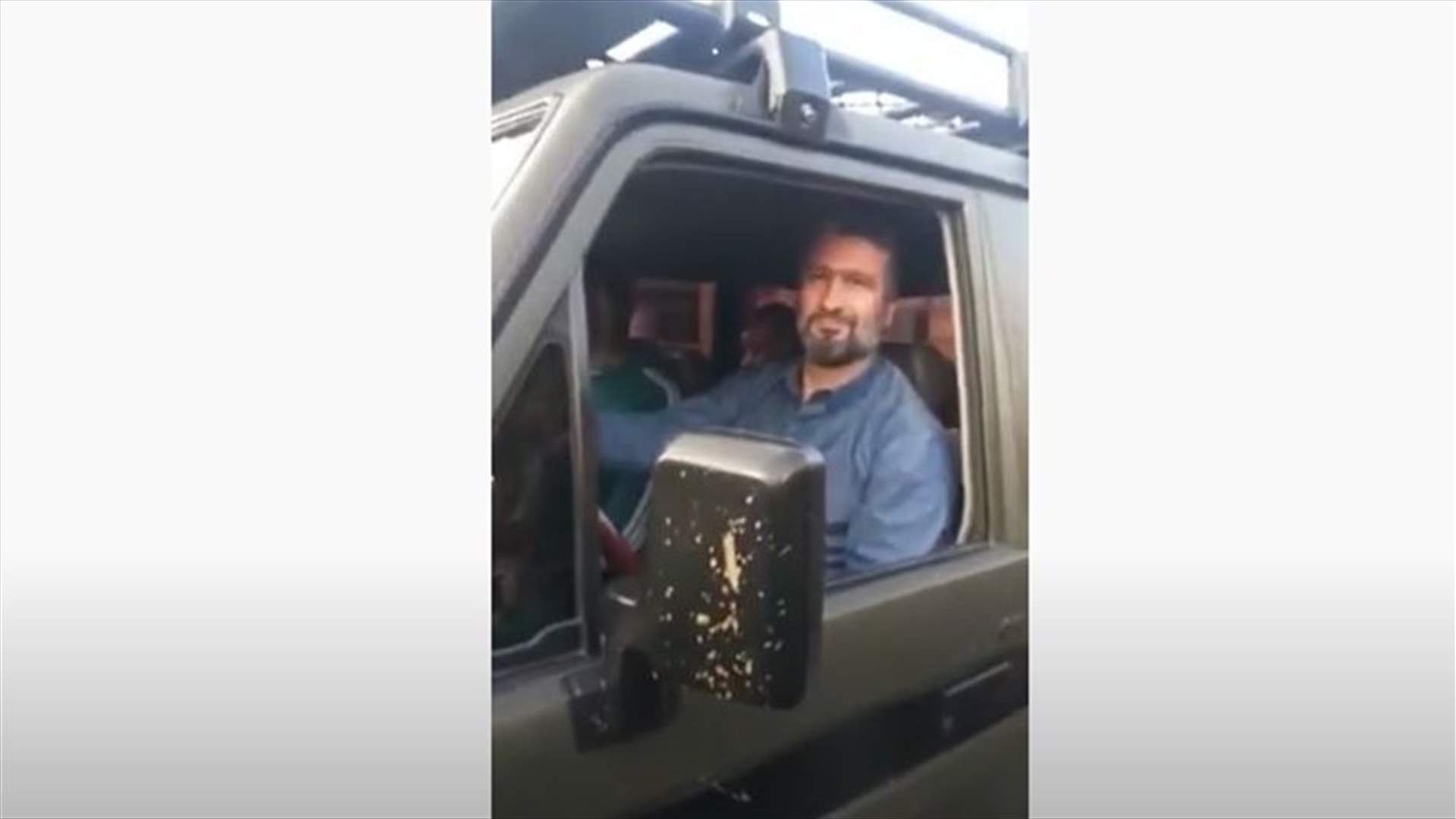 محتجون اعترضوا طريق النائب سيزار المعلوف في تعلبايا (فيديو)