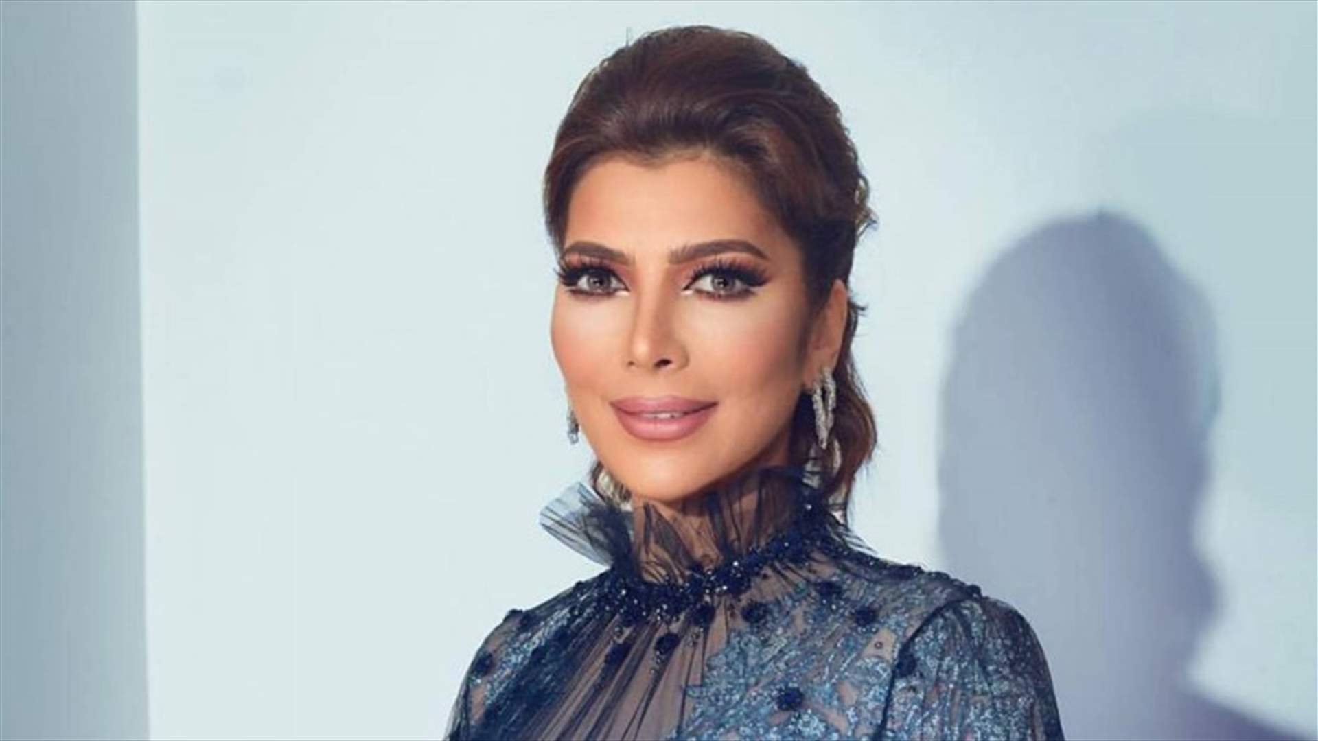 أصالة نصري في بثٍ مباشر: "فشرت".. فهل قصدت طارق العريان؟ (فيديو)