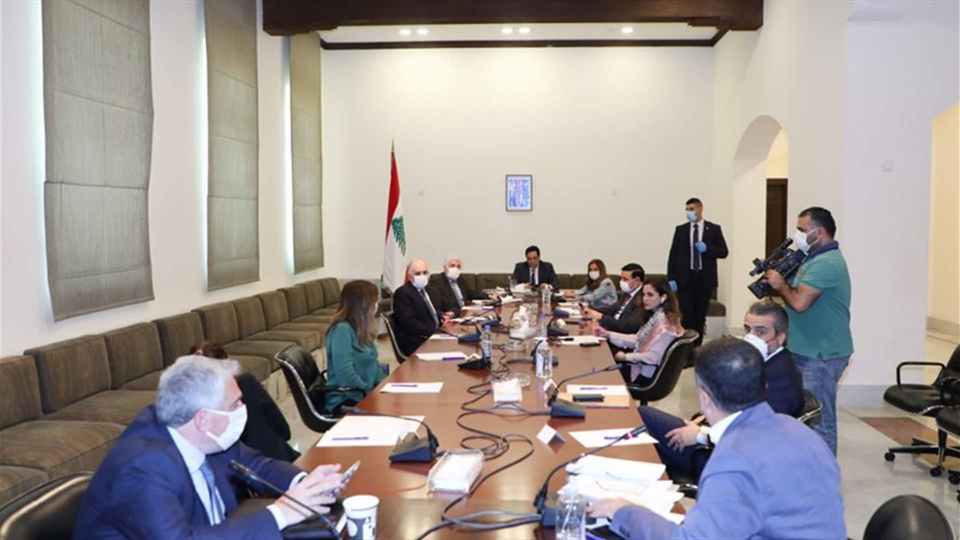 استكمال دراسة التدابير اللازمة لعودة اللبنانيين من الخارج... واليكم جدول الرحلات
