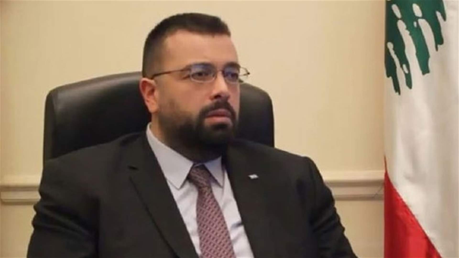 سلسلة تغريدات لأحمد الحريري عن "جنرال بعبدا الجديد"