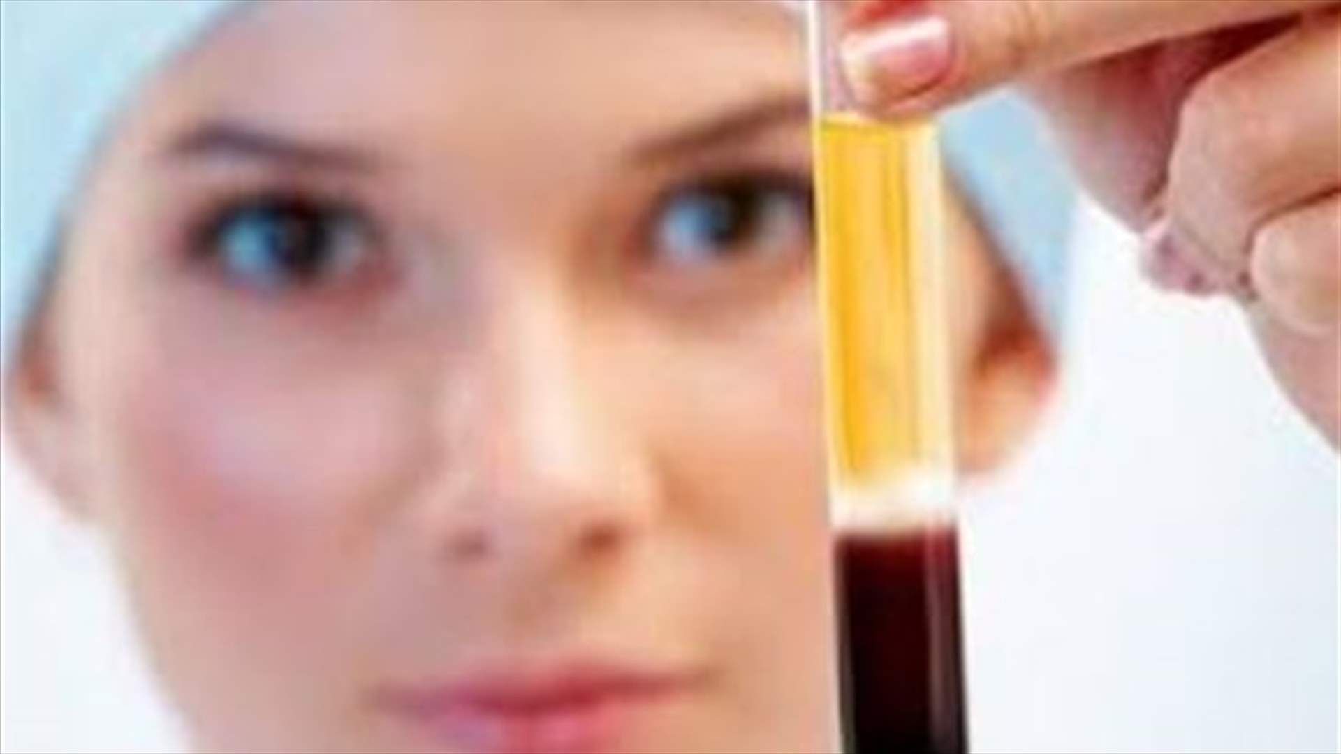 بريطانيا تبدأ تجارب لتحديد ما إذا كانت بلازما الدم يمكن أن تساعد مرضى كورونا