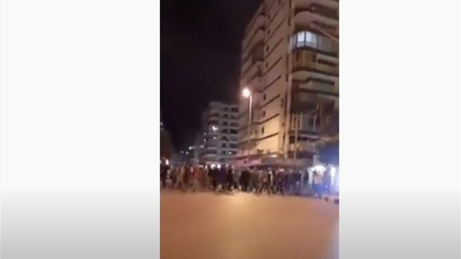 اعتصام امام منزل وزير الاتصالات في طرابلس (فيديو)