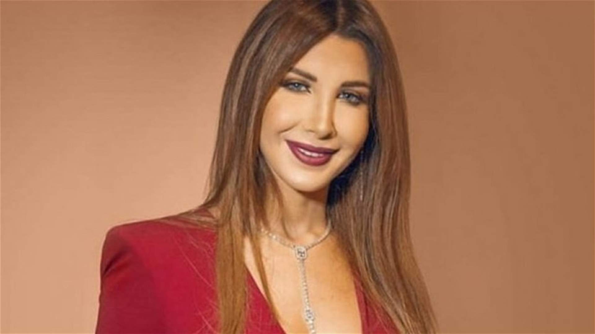 نبيل عجرم في عيد ميلاه.. من يشبه أكثر: شقيقته نانسي أم والدته ريموندا؟