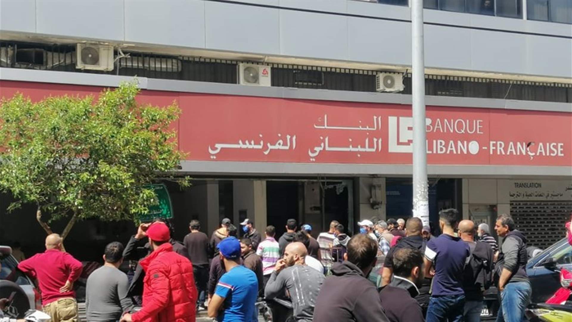 كرّ وفرّ في طرابلس... ما الذي حصل بين الجيش والمتظاهرين؟