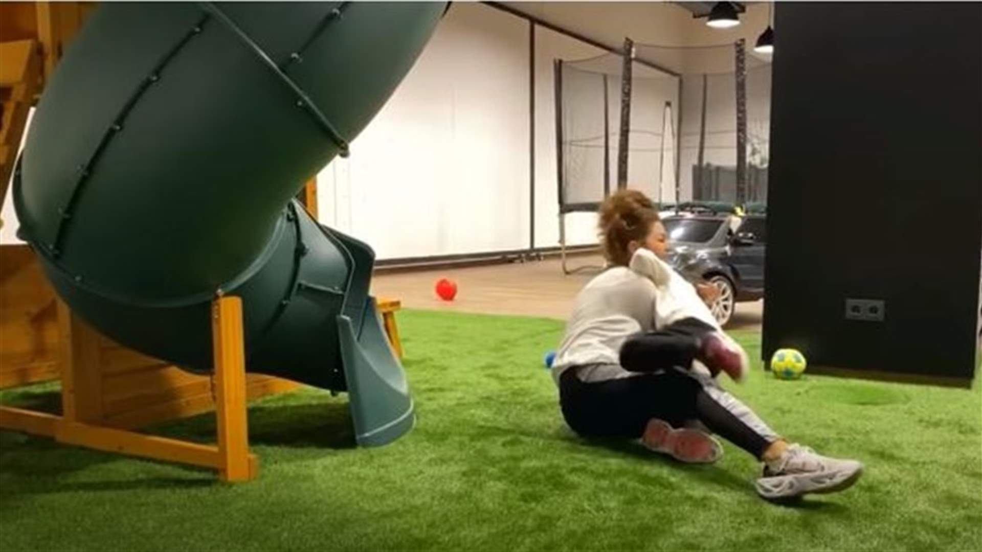 ميريام فارس تطلّق فيديوكليب من داخل منزلها.. غرف شاسعة للعب والرياضة