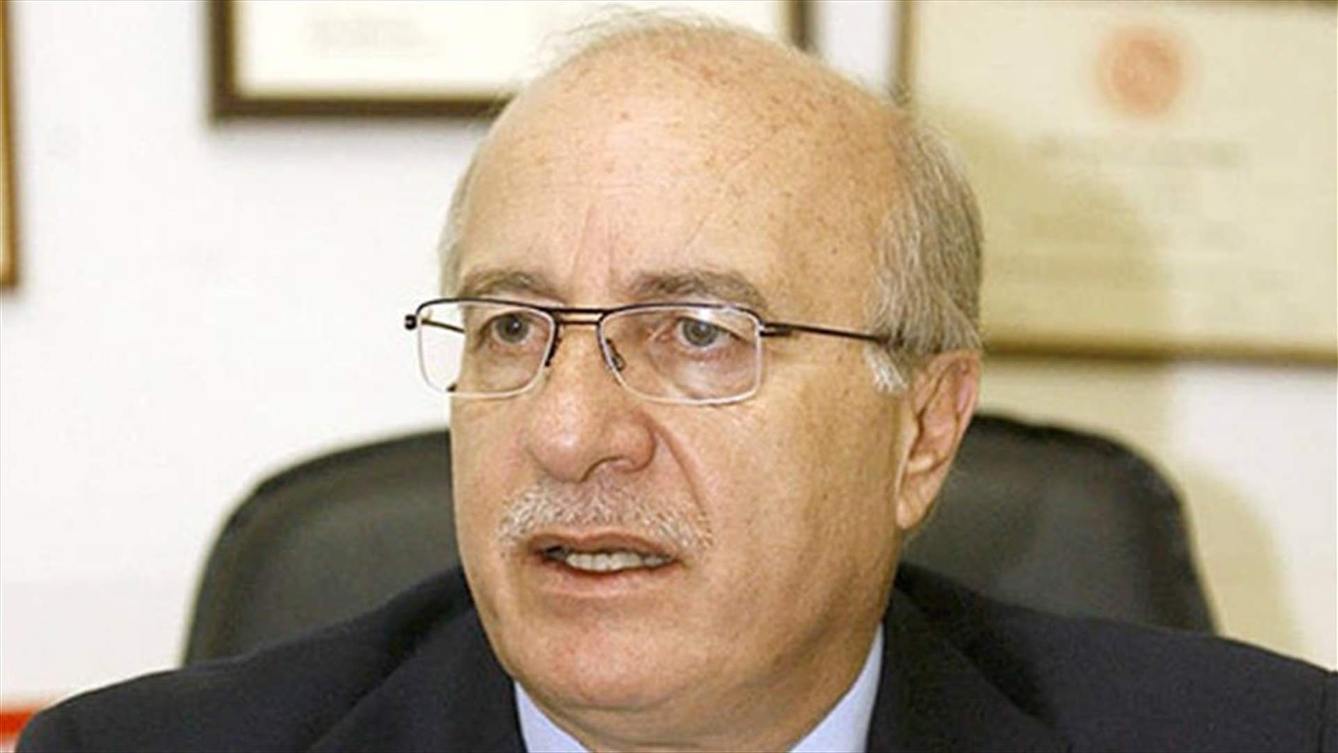 مصادر لـ"عكاظ": الحريري التقى معاون نصر الله... وغطاس خوري يغرّد معلقا