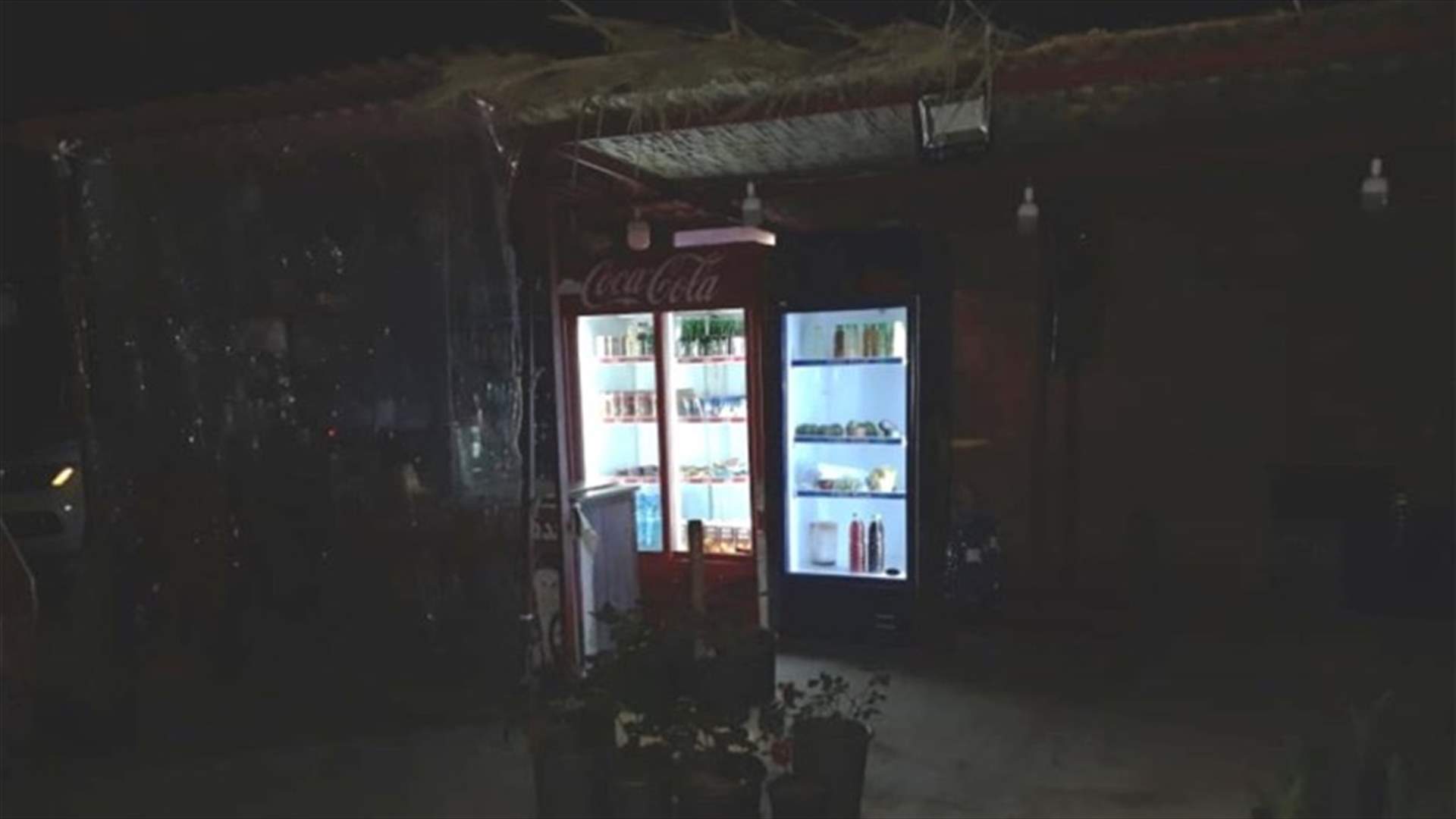 محاضر ضبط بحق عدد من المقاهي في صور