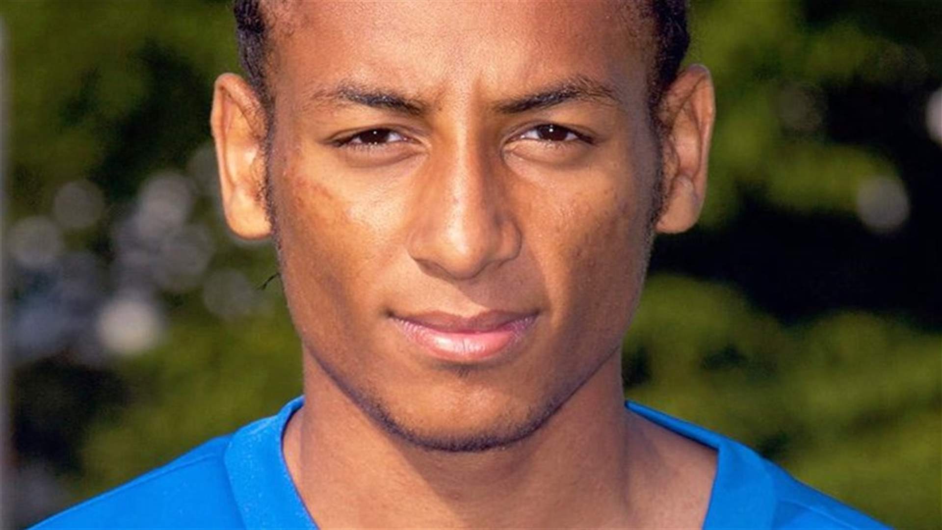 لاعب كرة قدم "توفي في حادث سير" يعود إلى الحياة!