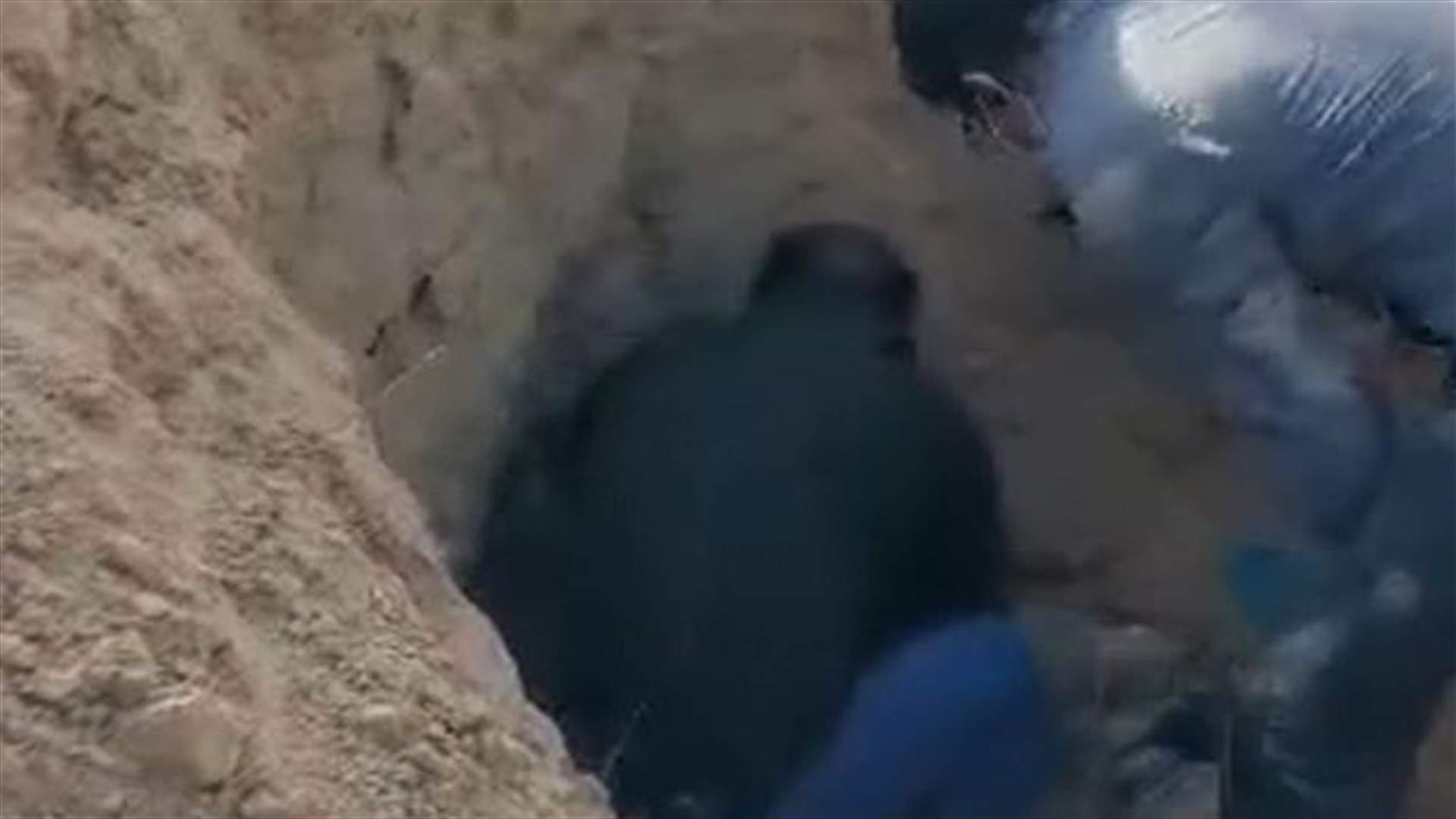 امرأة مقعدة تنجو من الموت بأعجوبة بعدما دفنها ابنها على قيد الحياة