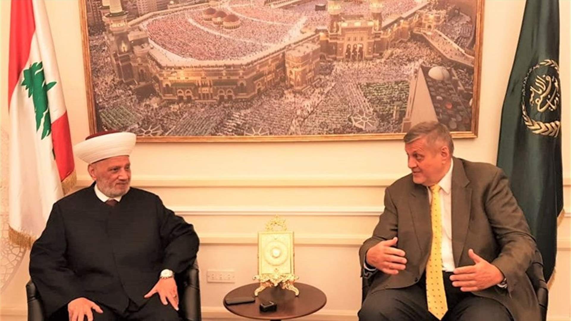 دريان عرض وكوبيتش الاوضاع واستقبل المشنوق: لإنجاز قانون العفو وضمان حقوق المساجين الإنسانية