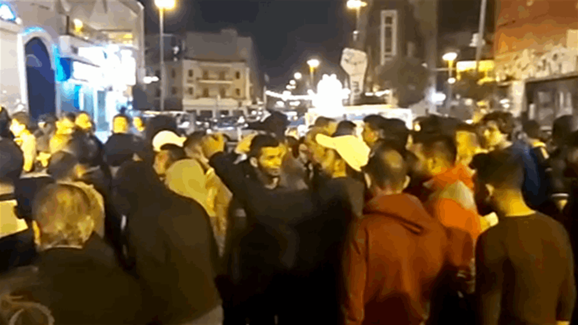 اعتصام أمام سرايا طرابلس للمطالبة بإطلاق الموقوفين (فيديو)
