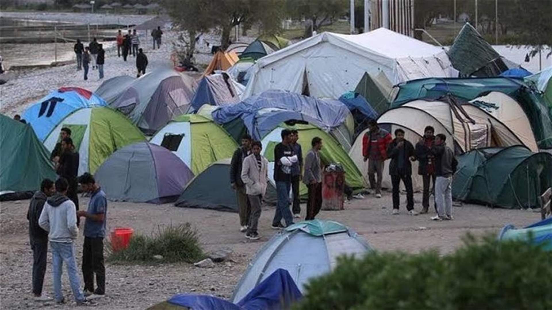 اليونان تمدد الحجر المفروض على مخيمات المهاجرين