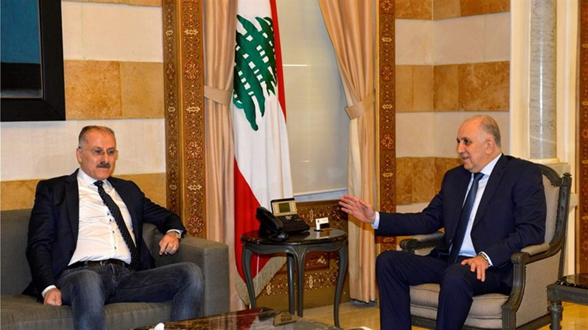الأوضاع العامة بالبلاد بين فهمي وعبدالله