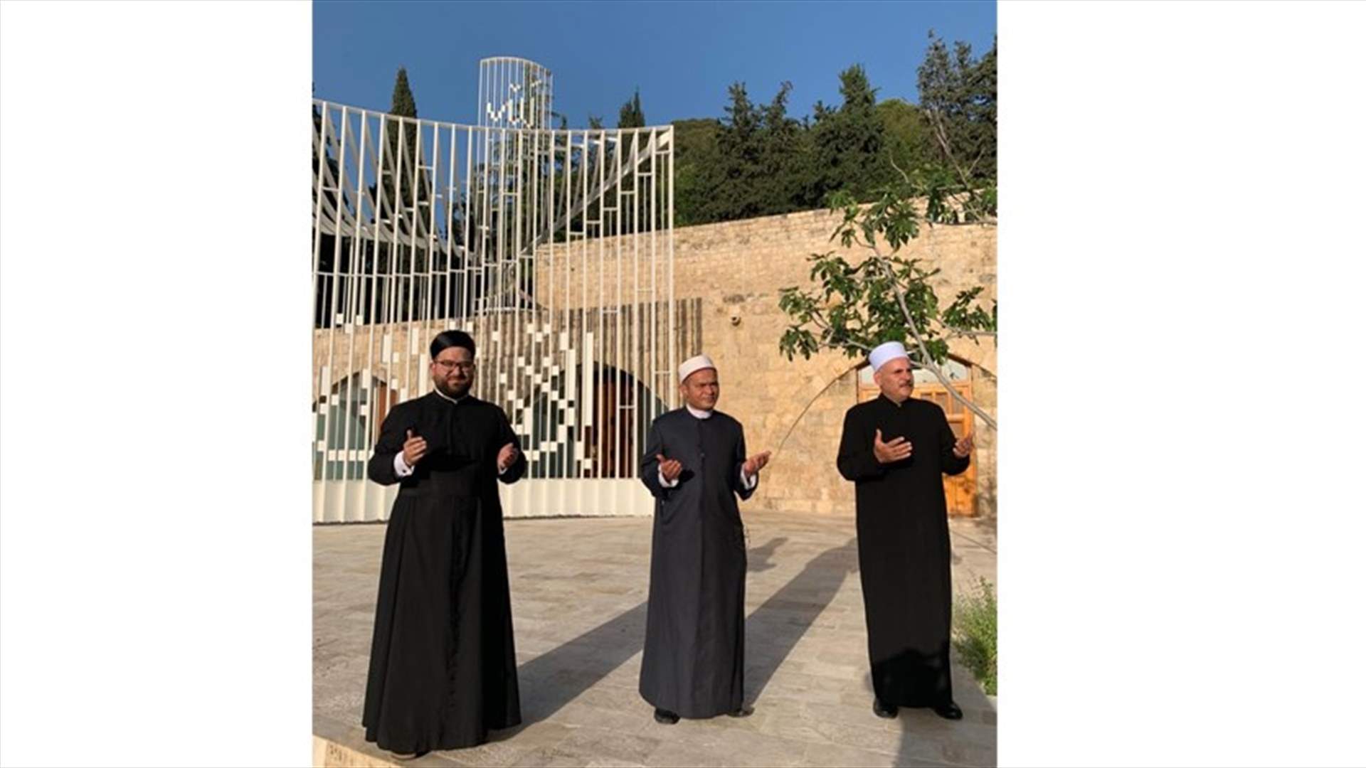 صلاة مشتركة لرجال دين في المختارة على نية الخلاص من جائحة كورونا