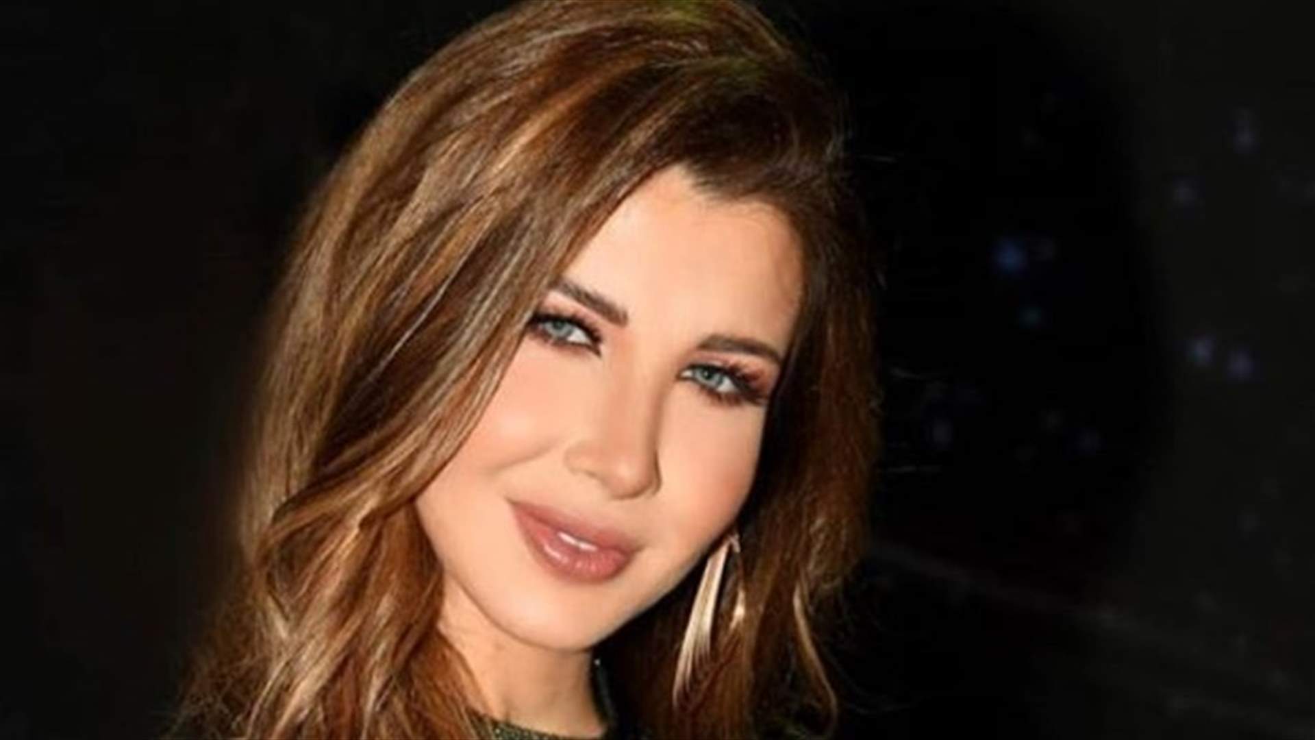 بعد اعتراضها على الإقفال التام.. نانسي عجرم تطلّ من حديقة الفيلا