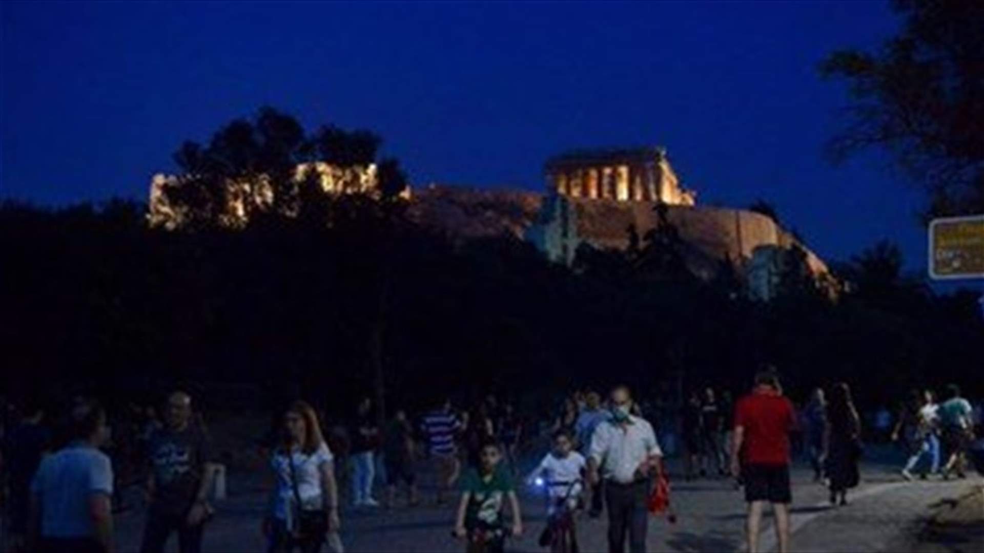 Greece&#39;s Acropolis reopens after easing of lockdown measures
