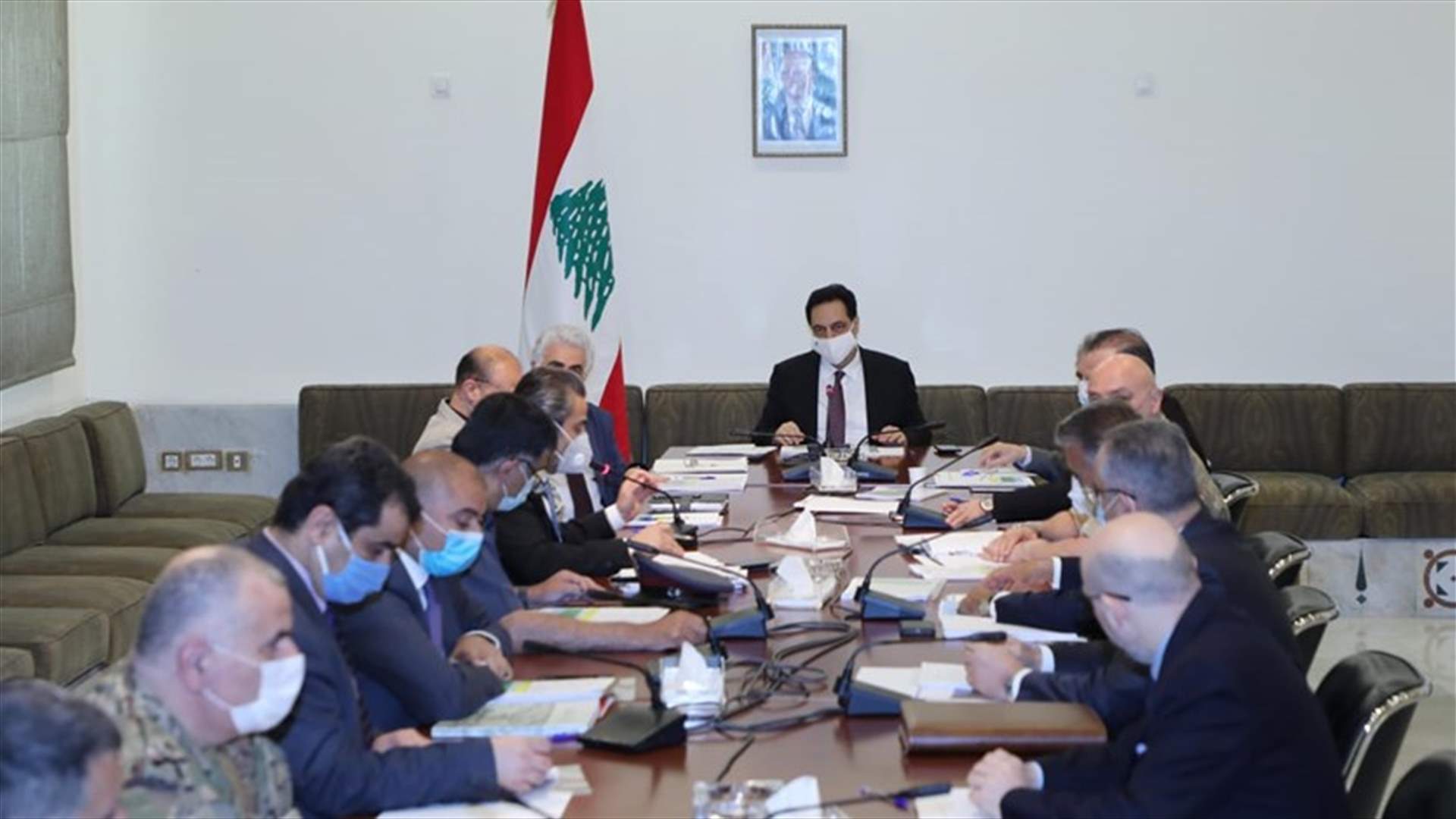 اجتماع في السراي بحث في كيفية إدارة الحدود ومنع التهريب... اليكم التفاصيل
