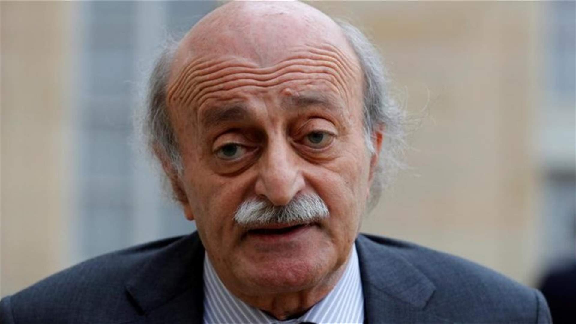 جنبلاط: وكأن شبح الكورونا اختفى فجأة...