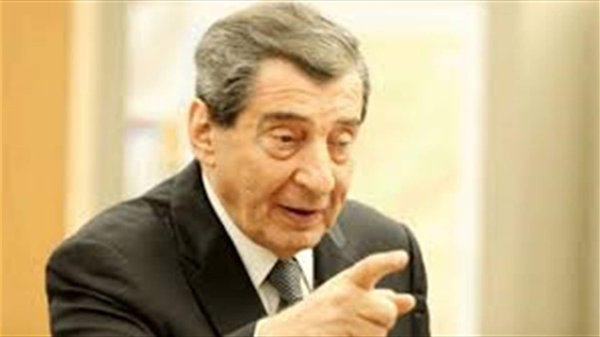 الفرزلي: قانون العفو على الطريق السليم وأموال المودعين أولوية