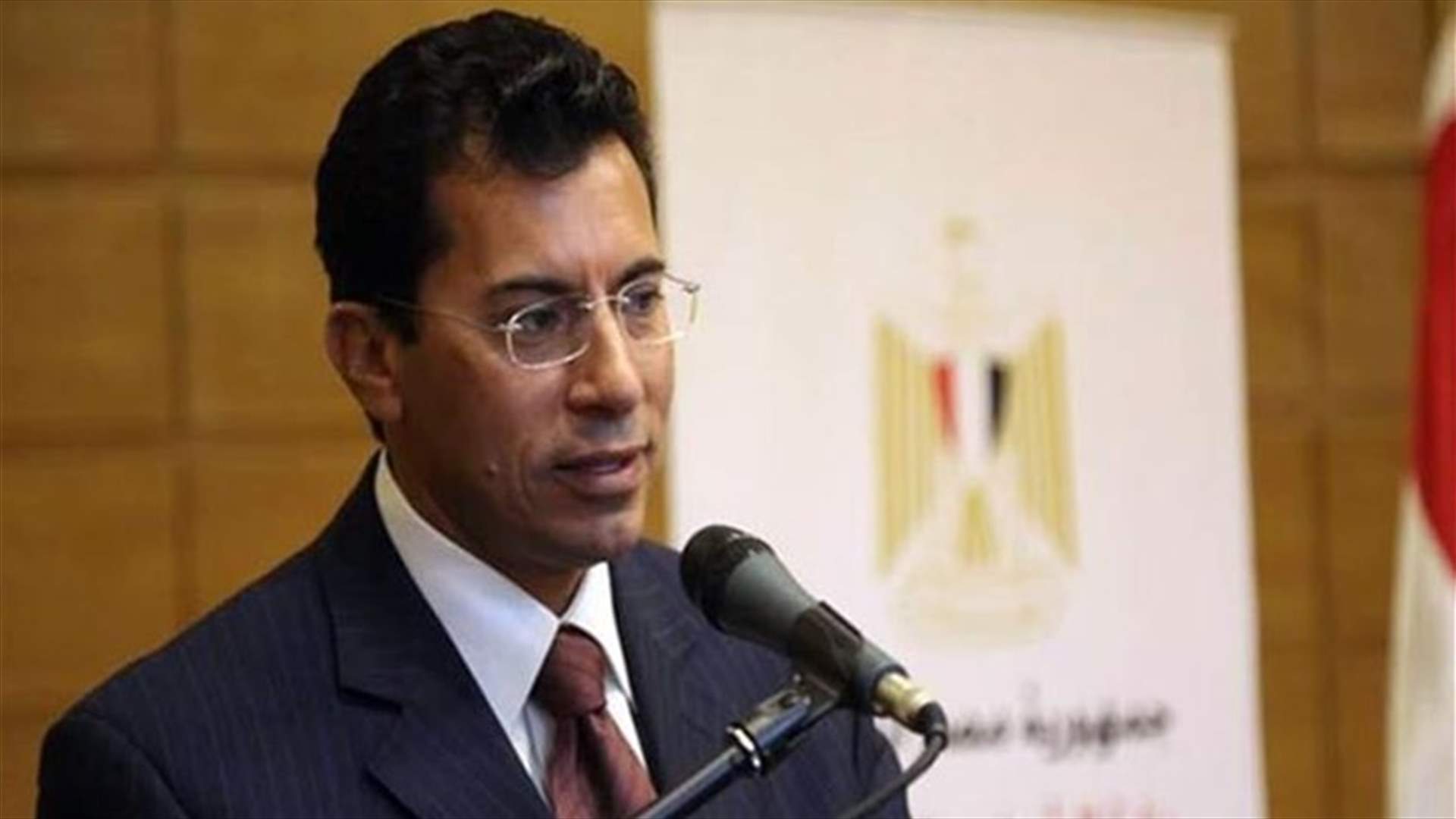 وزير الشباب والرياضة المصري أشرف صبحي يعلن عودة التمارين في الدوري الممتاز لكرة القدم