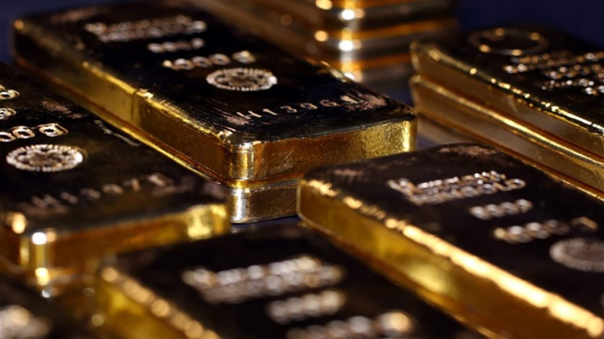 الذهب يبلغ أقل مستوى في أسبوعين بفعل التفاؤل حيال إعادة فتح اقتصادات