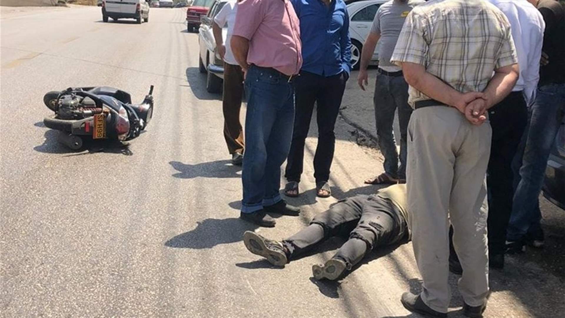 جريح بانزلاق دراجة نارية على طريق الضنية طرابلس