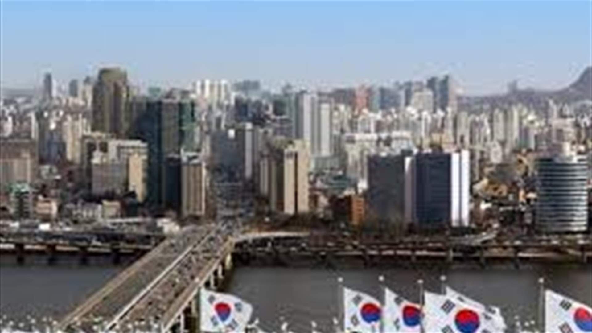 كوريا الجنوبية تعيد فرض بعض قيود التباعد الاجتماعي لوقف انتشار كورونا مجددًا