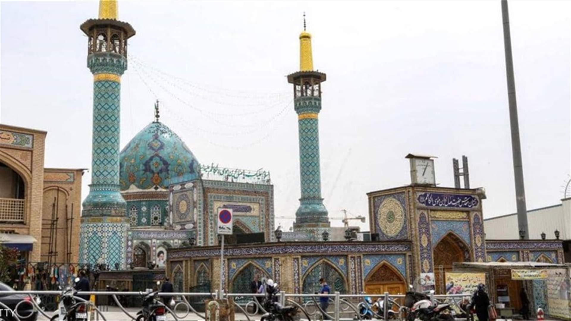 As lockdown eases, Iran&#39;s mosques to resume daily prayers