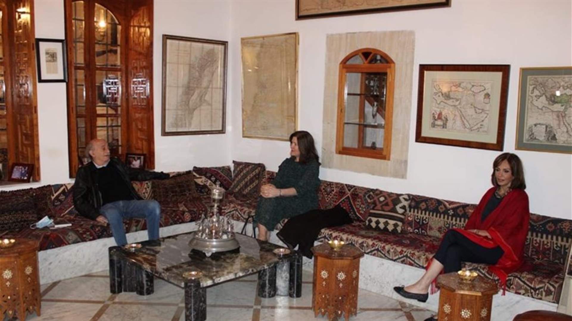 جنبلاط التقى السفيرة الأميركية في المختارة