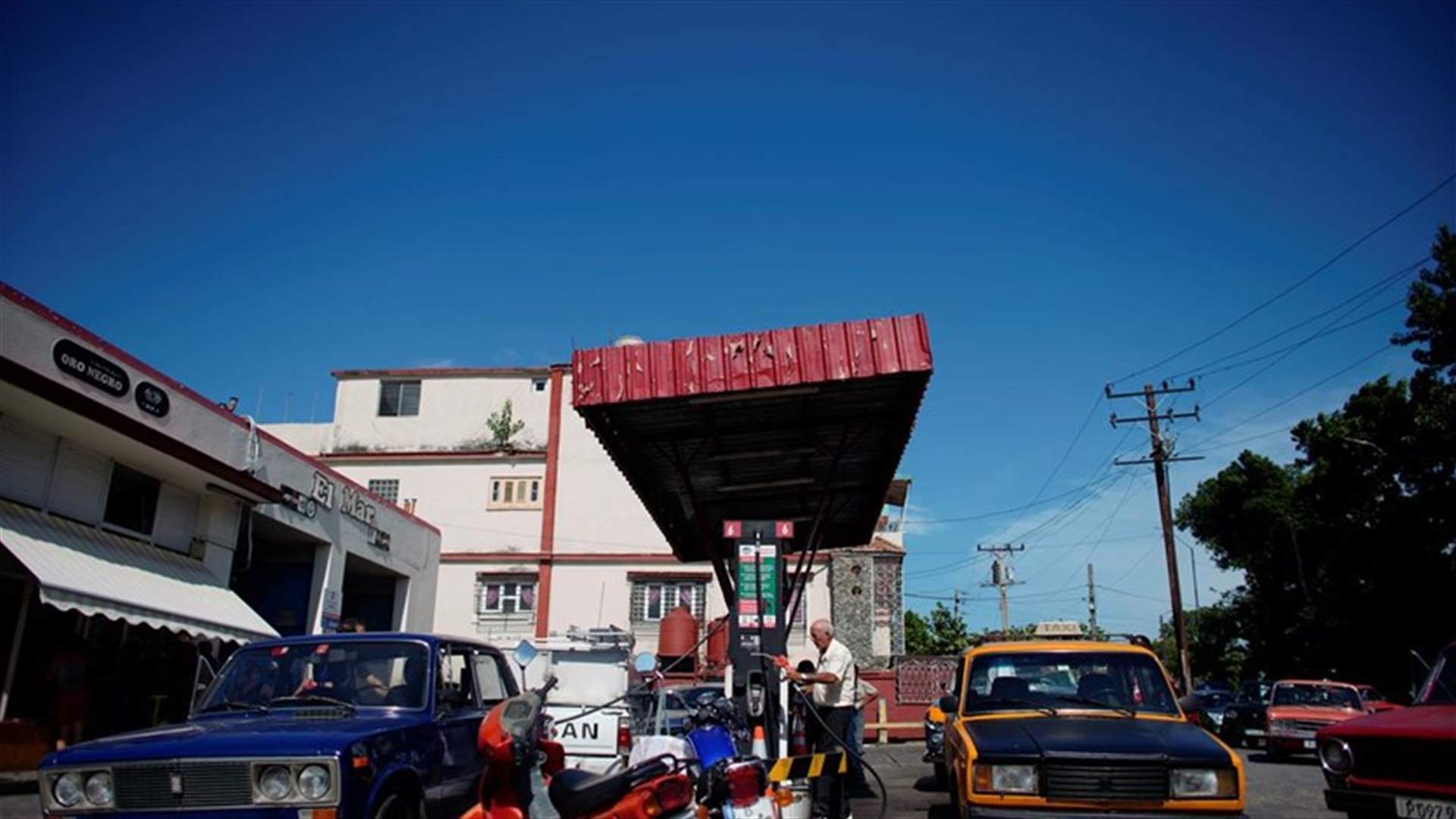 فنزويلا ترفع سعر الوقود