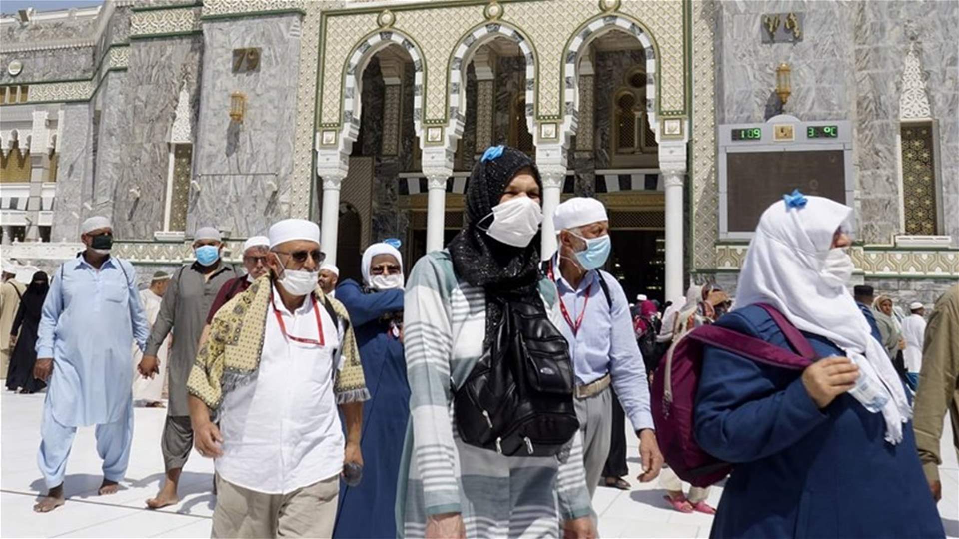 السعودية تعيد فتح المساجد وتفرض قواعد صارمة على المصلين
