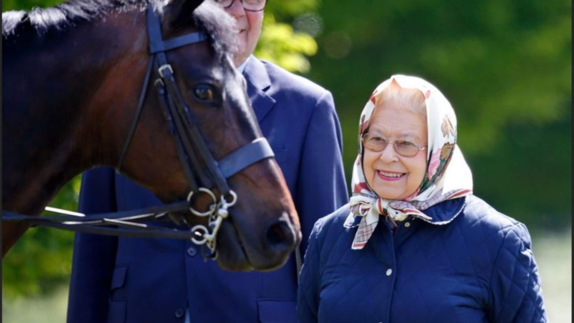 الملكة اليزابيث ترفّه عن نفسها خلال الحجر الصحي بركوب الخيل (صور)
