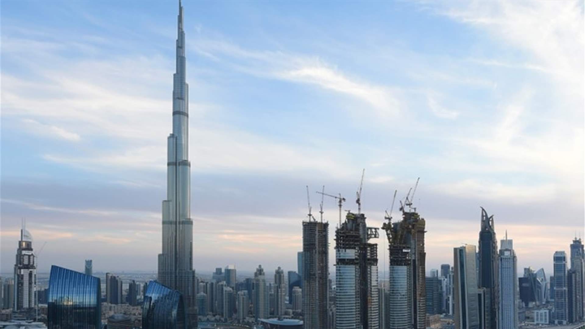 دبي تعلن إعادة فتح مراكز التسوق ومحال العمل الخاصة بشكل كامل الأربعاء