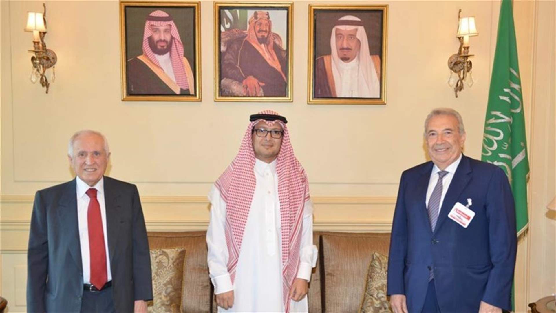 بخاري التقى رئيس مجلس الأعمال اللبناني السعودي ونائبه