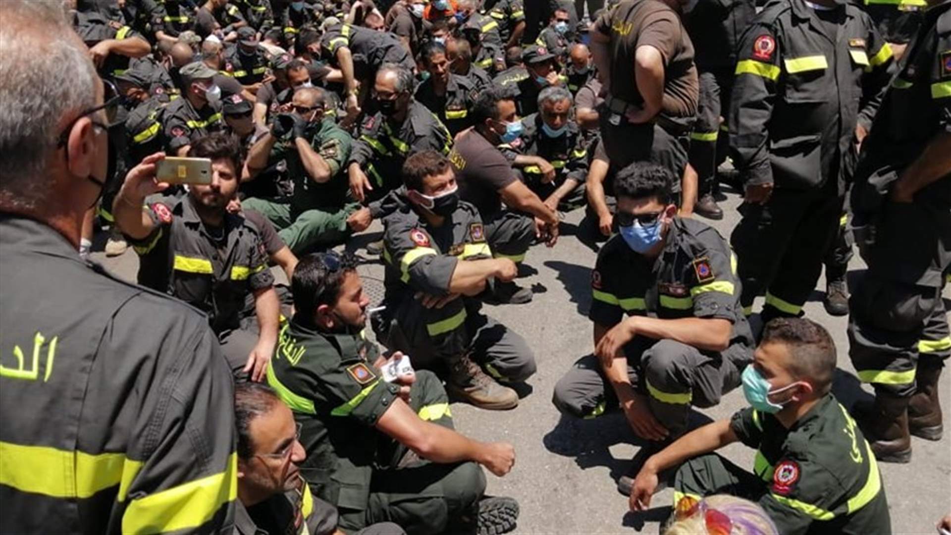 عناصر الدفاع المدني وصلت إلى الروشة: ليستعد المتطوعون في مختلف المراكز لأي تحرك تصعيدي