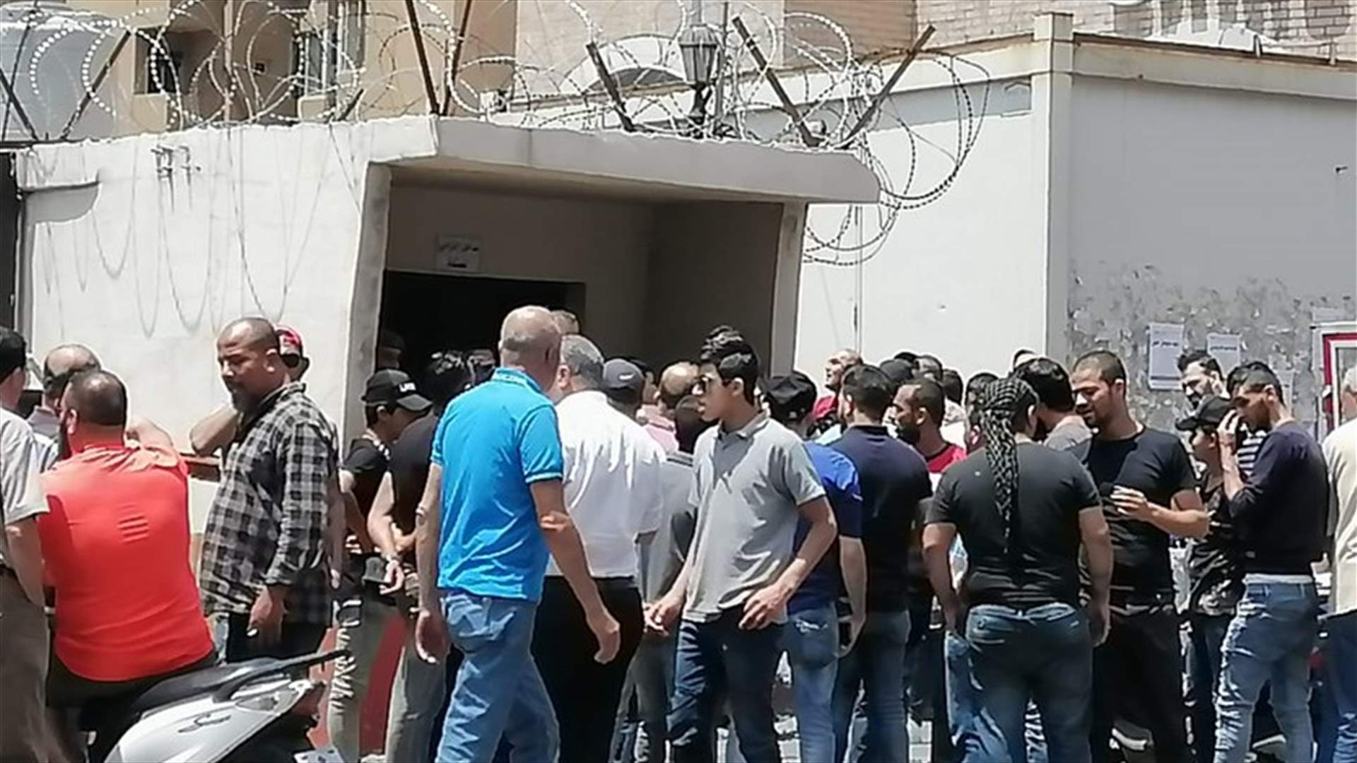 اعتصامان أمام قصر العدل والسرايا في طرابلس استنكارا لتوقيف ناشطين