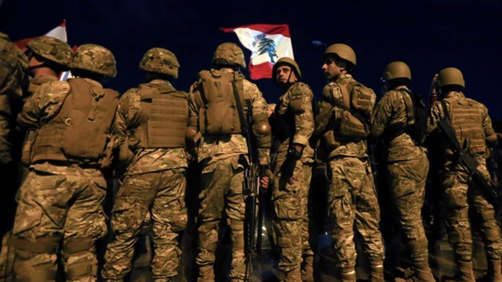 اصابة عسكريين وتوقيف أجانب خلال حوادث أمس... الجيش: البلاد اجتازت قطوعاً كاد يطيح بالوحدة الوطنية