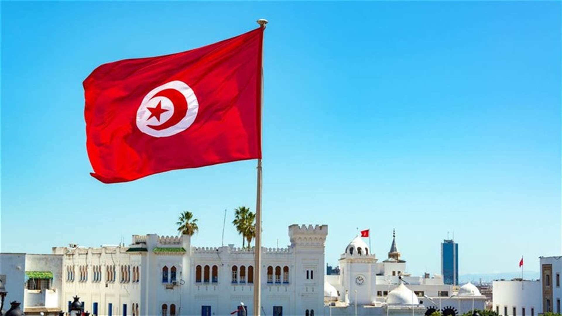 تونس تنهي حظر التجول المفروض لاحتواء فيروس كورونا