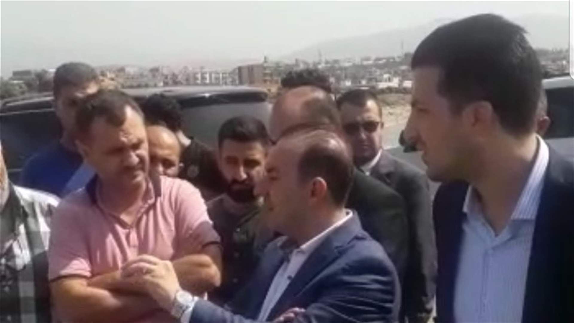مرتضى زار مرفأ ببنين العبدة ووعد بتطويره وتحسين ظروف الصيادين