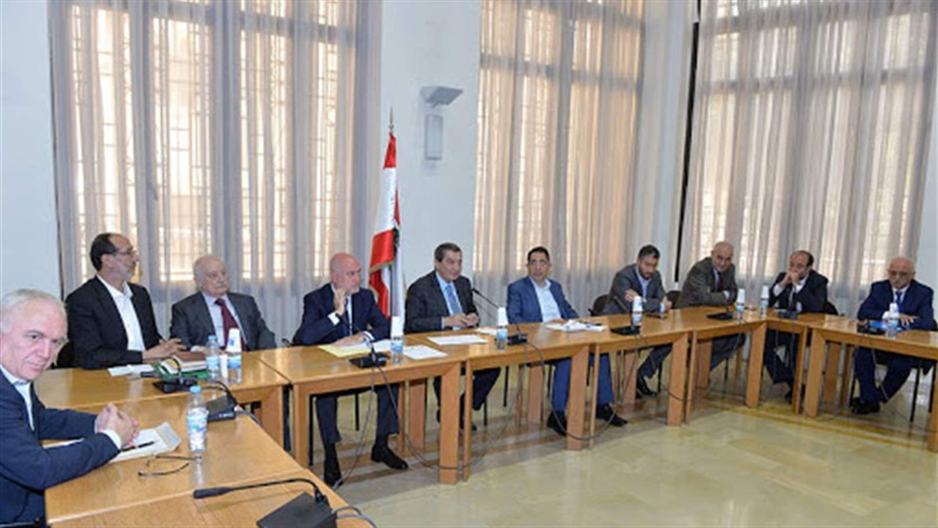 نواب البقاع عرضوا موضوع نفق ضهر البيدر في حضور وزير الاشغال... الفرزلي: تأليف لجنة لمتابعة التنفيذ وتأمين الاعتمادات