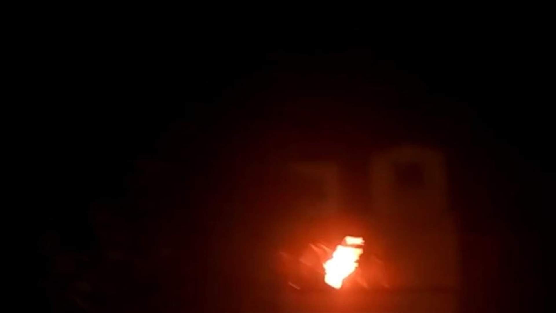 في طرابلس... اعتصام امام السراي ومحاولة لاقتحام فرع مصرف لبنان (فيديو)