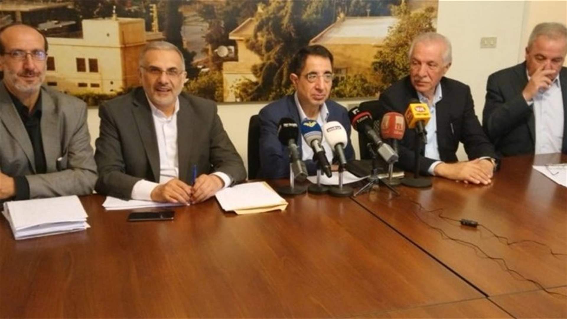نواب بعلبك الهرمل عرضوا مع مديري المدارس شؤونا تربوية