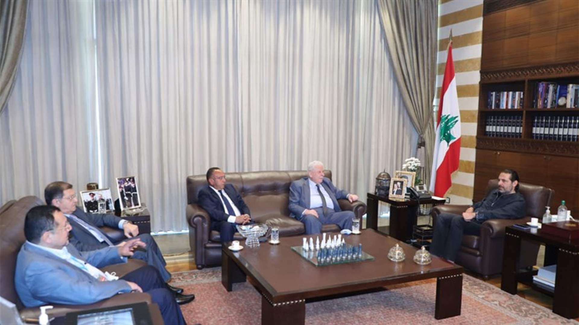 الحريري عرض مع وفد بيروتي اوضاع العاصمة