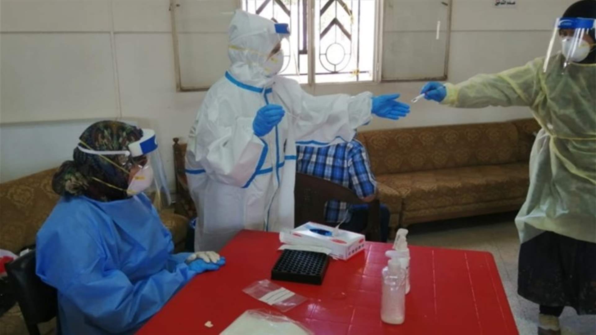 فريق وزارة الصحة أخذ 34 عينة لفحوص PCR لمخاطين في قصرنبا