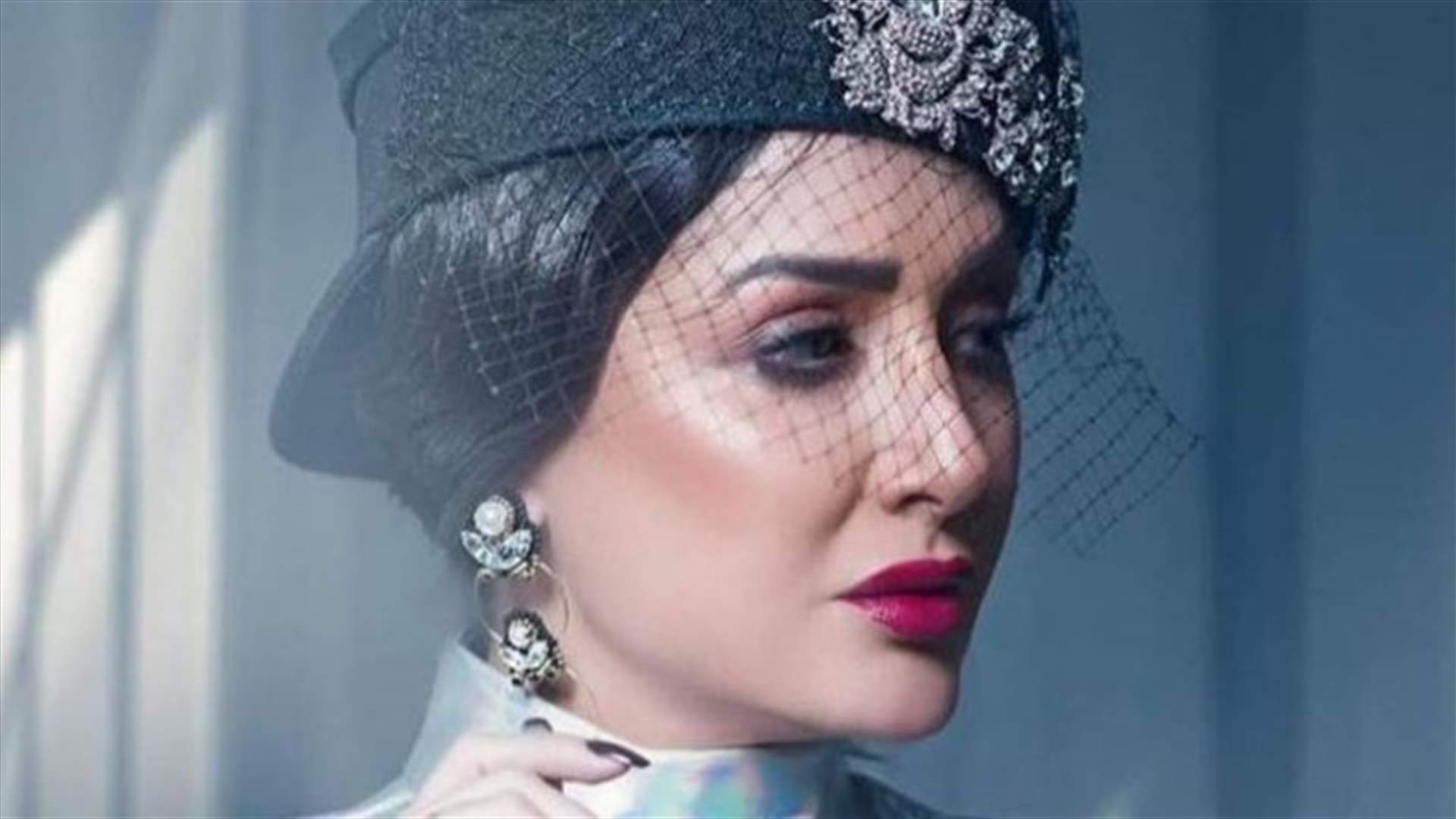 أحفاد غادة عبد الرازق يرافقونها في شهر العسل (صورة)