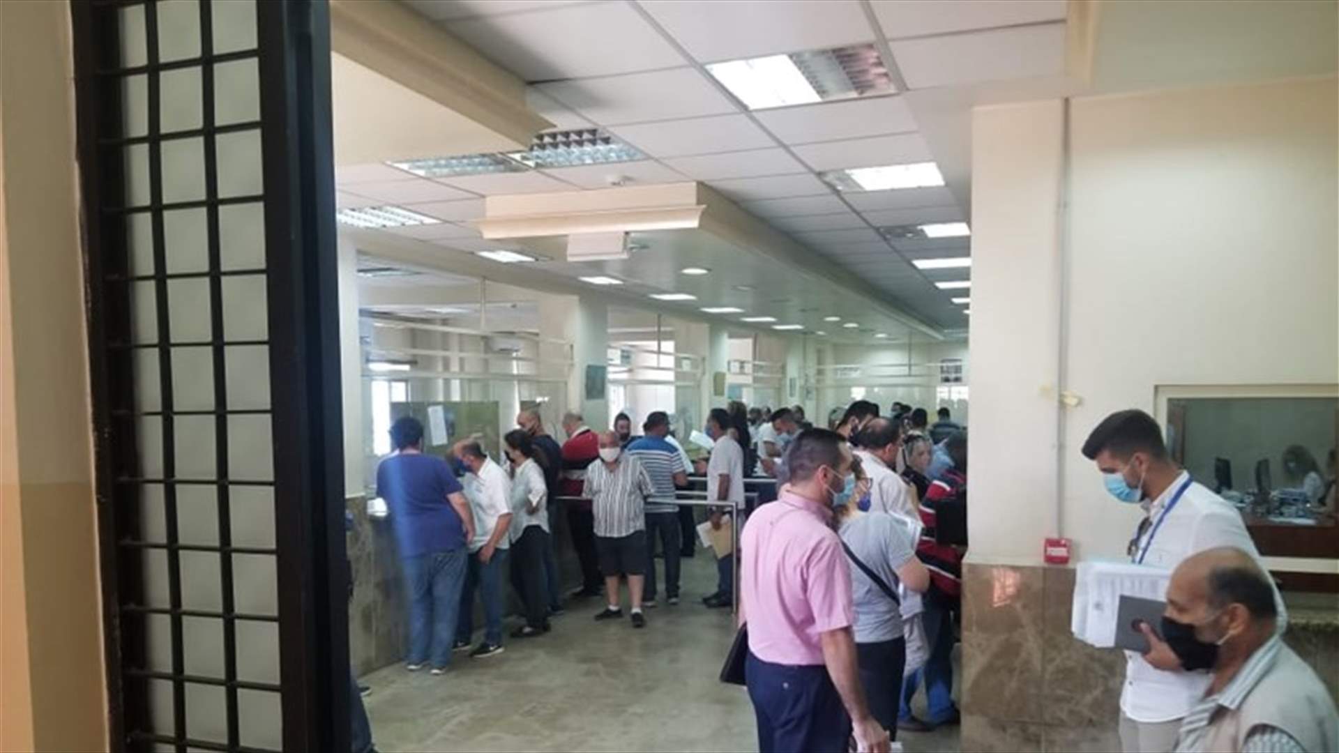 المكاوي أعطى تعليماته بإقفال مقر مالية جبل لبنان وامانة السجل العقاري ودائرة المساحة في بعبدا