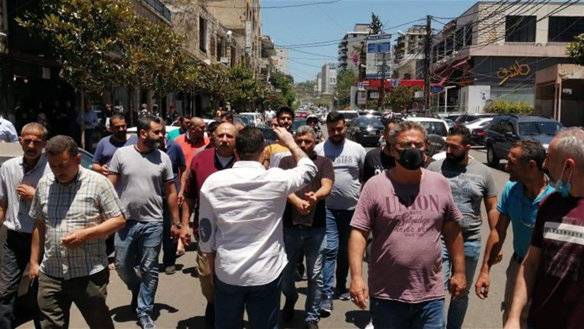 اعتصام لتجار النبطية رفضاً للإرتفاع الجنوني للدولار