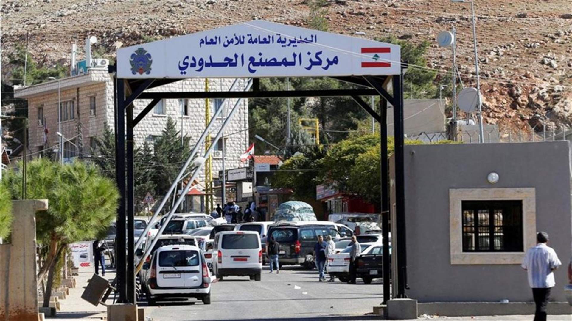 دمشق: 12 اصابة بكورونا لطلاب دخلوا من لبنان