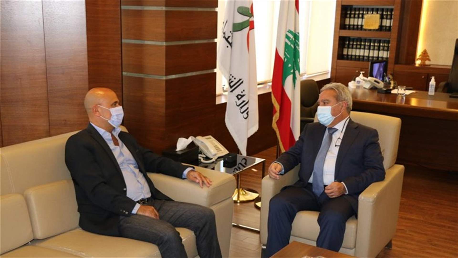 أبي رميا تابع مع المشرفية ملف العائلات الاكثر حاجة